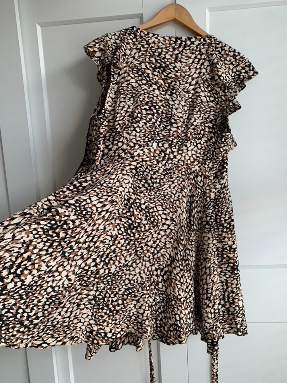 Free People Dress Size M Animal Print Jet Combo Mini Dress Ruffle Sleeve - Picture 7 of 12